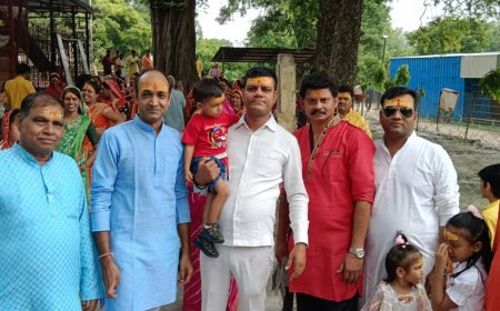 चौरसिया समाज द्वारा पहली बार निकाली गई भव्य कावड़ यात्रा, श्रद्धालुओं का उमड़ा जनसैलाब