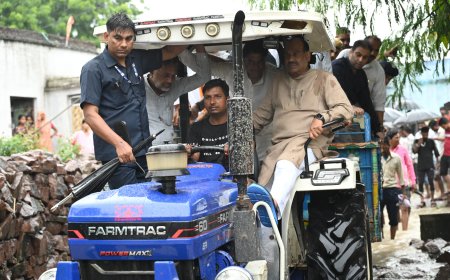 कोटा में लोकसभा अध्यक्ष ओम बिरला ने किया बाढ़ प्रभावित क्षेत्र का दौरा