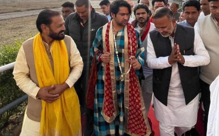 कोटा में ऐतिहासिक स्वागत, बागेश्वर धाम के धीरेंद्र कृष्ण शास्त्री तीन दिवसीय कथा के लिए पहुंचे रामगंज मंडी