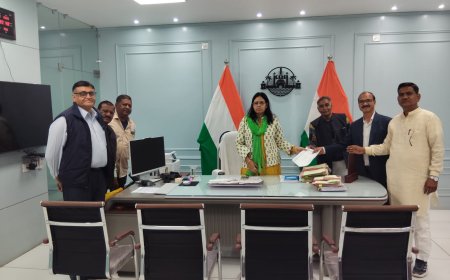 बालिका छात्रावास भूमि आवंटन को लेकर वशिष्ठ धोबी महासभा का ज्ञापन, आयुक्त ने शीघ्र कार्यवाही का दिया आश्वासन