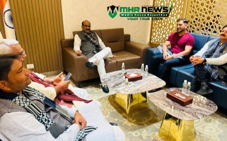 लोकसभा अध्यक्ष ओम बिरला और पूर्व कप्तान एमएस धोनी की जयपुर में सौहार्दपूर्ण मुलाकात