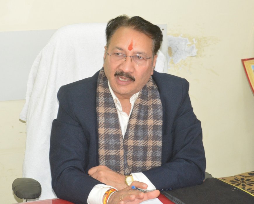 आउटडोर मीडिया पब्लिसिटी और सोशल मीडिया के विभिन्न प्लेटफॉर्म्स का करें भरपूर उपयोग: सूचना आयुक्त राकेश शर्मा