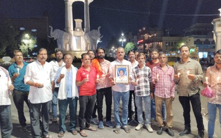 कोटा में बांके बिहारी मित्र मंडल की ओर से  कैंडल मार्च, शहीद कोरोना वॉरियर्स को श्रद्धांजलि